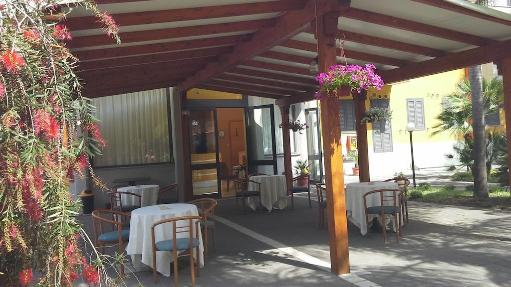 Oasi Park Hotel Mascali Luaran gambar